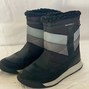 Merrell Winter Boy Boots size 2M